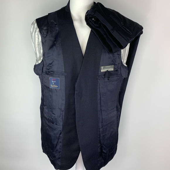 Brook brothers Suit - Picture 5 of 6